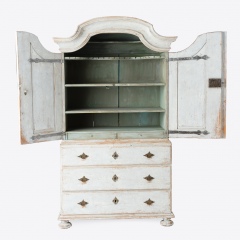7-8206-A-Rococo-Period-Cabinet-in-White-Paint-with-Original-Hardware-C.-1770-11