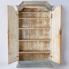 7-8131_Gustavian-Cabinet-with-Coral-and-Blue-Diamond-Carvings-26