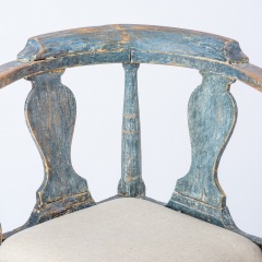7-8171-Swedish-Rococo-Period-Hornstol-or-Corner-Chair-in-Original-Blue-Paint-C-1770-10