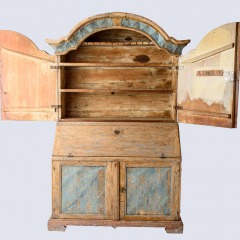 7-8173-A-Rococo-Period-Secretary-from-Varmland-in-Original-Paint-C.-1760-17