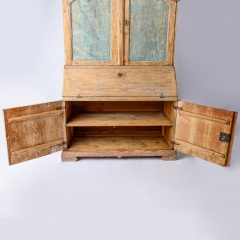 7-8173-A-Rococo-Period-Secretary-from-Varmland-in-Original-Paint-C.-1760-20
