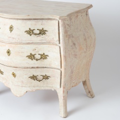 7-8209-A-Swedish-Rococo-Commode-with-Curves-from-Stockholm-C.-1790-12