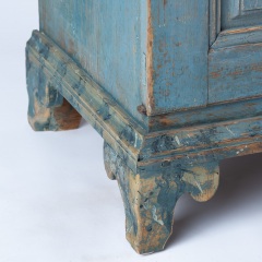 7-8225-Swedish-Baroque-Cabinet-with-Blue-Faux-Marble-Mouldings-C-1803-16