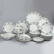 7-7995_Partial Dinner Service by Wedgwood in "Compiégne" Pattern