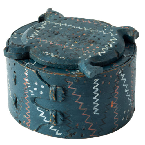 A Swedish “Svepask” Box with Horse Head Motifs